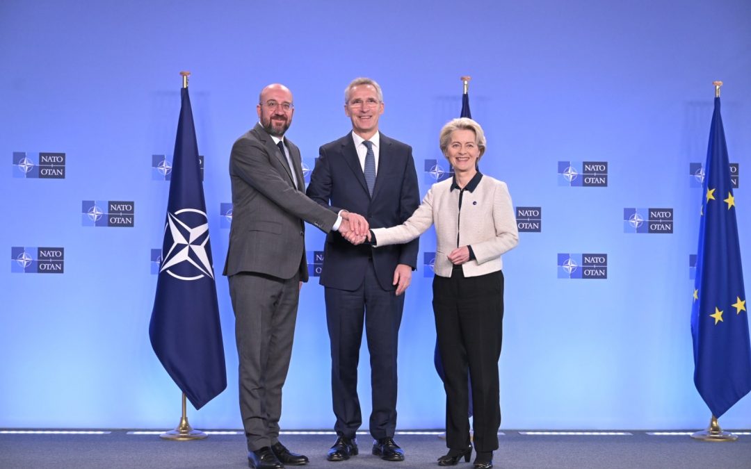 UE și NATO au semnat o declarație comună privind cooperarea